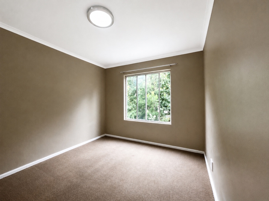 To Let 1 Bedroom Property for Rent in Table View Western Cape
